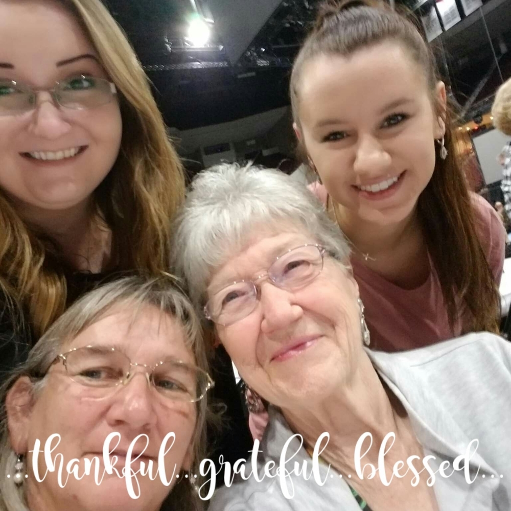 Meet your Posher, Nadine